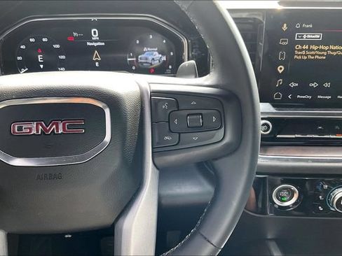 Used 2023 GMC Sierra 1500 SLT AWD/4WD image 13
