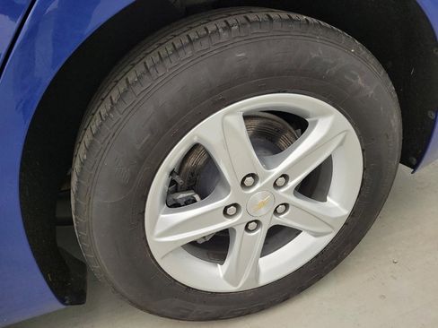 Used 2023 Chevrolet Malibu LS FWD image 31