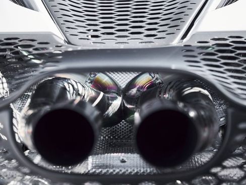 Used 2024 McLaren 750S RWD image 14