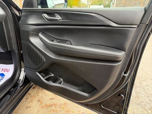 Certified 2024 Jeep Grand Cherokee L Laredo image 16