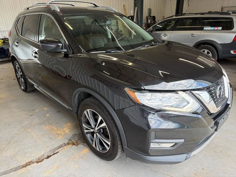 Used 2018 Nissan Rogue SL w/ Premium Package AWD/4WD image 6
