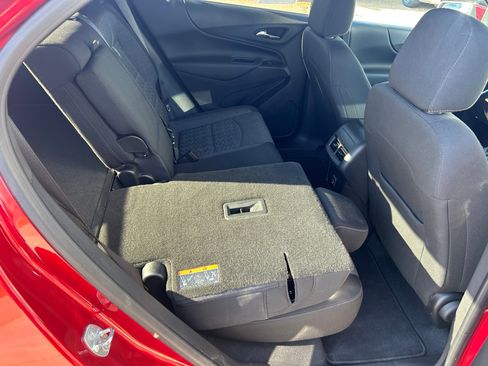 Used 2022 Chevrolet Equinox LT FWD image 35