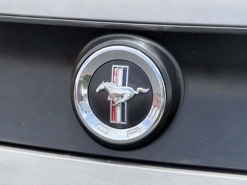 Used 2014 Ford Mustang Coupe RWD image 8