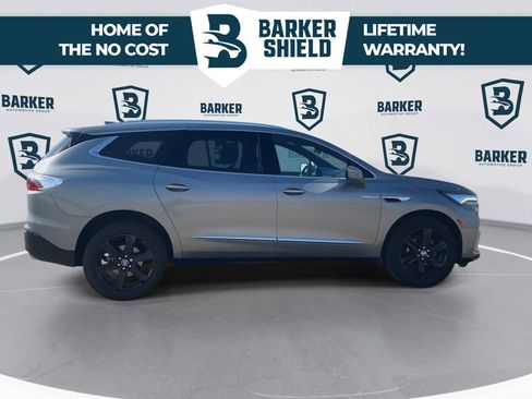 Used 2024 Buick Enclave Essence w/ Experience Buick Package AWD/4WD image 10