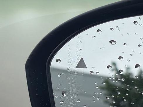 Used 2026 Nissan Kicks SV w/ Cold Weather Package AWD/4WD image 35