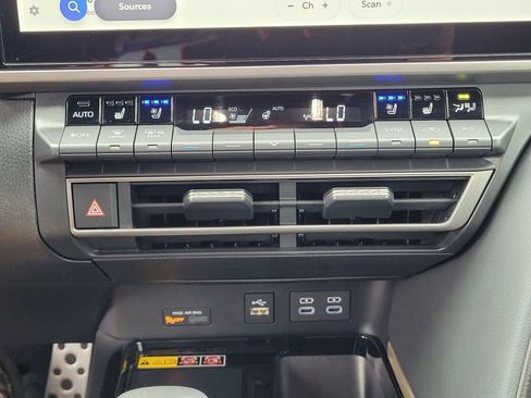 Used 2025 Toyota Camry XSE w/ Premium Plus Package FWD image 19