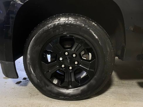 Used 2019 Chevrolet Tahoe LS AWD/4WD image 11