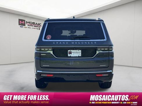 Used 2022 Jeep Grand Wagoneer Series II AWD/4WD image 6