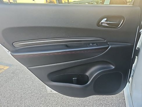 Used 2023 Dodge Durango GT image 23