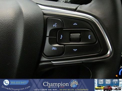Certified 2025 Buick Encore GX Preferred AWD/4WD image 23
