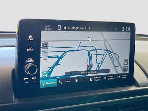 Used 2025 Honda Pilot Touring image 13