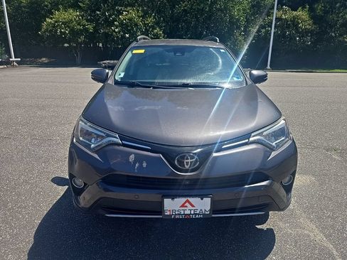 Used 2018 Toyota RAV4 Limited w/ Advanced Technology Package AWD/4WD image 2