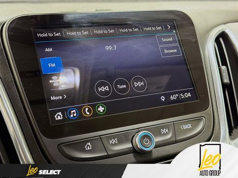 Used 2019 Chevrolet Equinox Premier FWD image 14