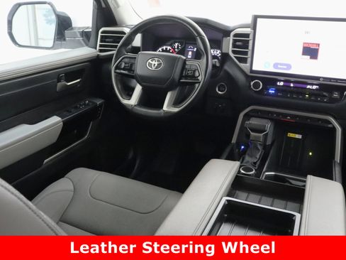 Used 2023 Toyota Tundra Limited w/ Power Package image 32