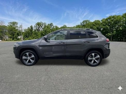 Used 2019 Jeep Cherokee Limited AWD/4WD image 5