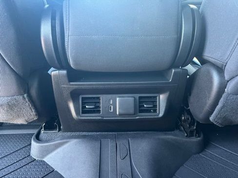 Used 2022 Chevrolet Silverado 1500 RST AWD/4WD image 25