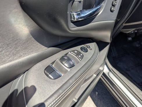 Used 2022 Nissan Murano SL w/ SL Moonroof Package image 27