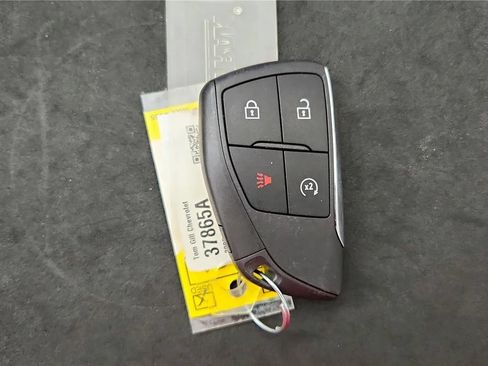 Used 2025 Chevrolet Equinox LT FWD image 21