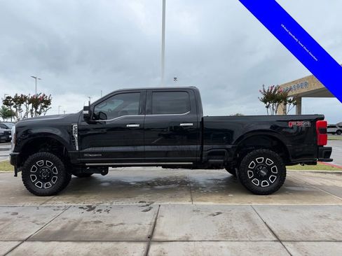 Used 2024 Ford F350 Platinum w/ FX4 Off-Road Package AWD/4WD image 10