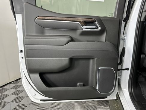 New 2025 GMC Sierra 1500 Elevation w/ Elevation Premium Package image 19
