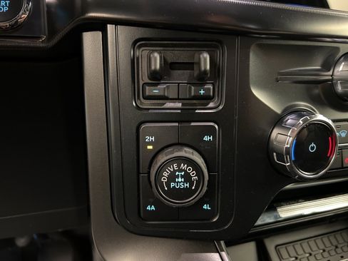 New 2025 Ford F150 Lariat w/ Equipment Group 502A High image 18