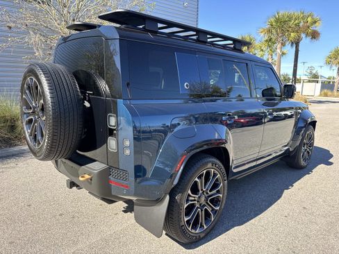 Certified 2026 Land Rover Defender 110 OCTA image 6