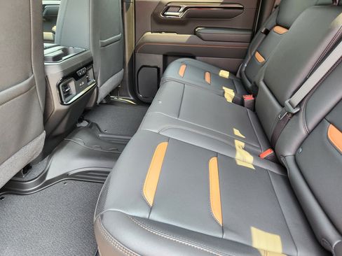 New 2026 GMC Sierra 1500 AT4 w/ AT4 Premium Package image 22