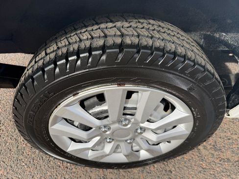 Used 2017 Chevrolet City Express LS image 33