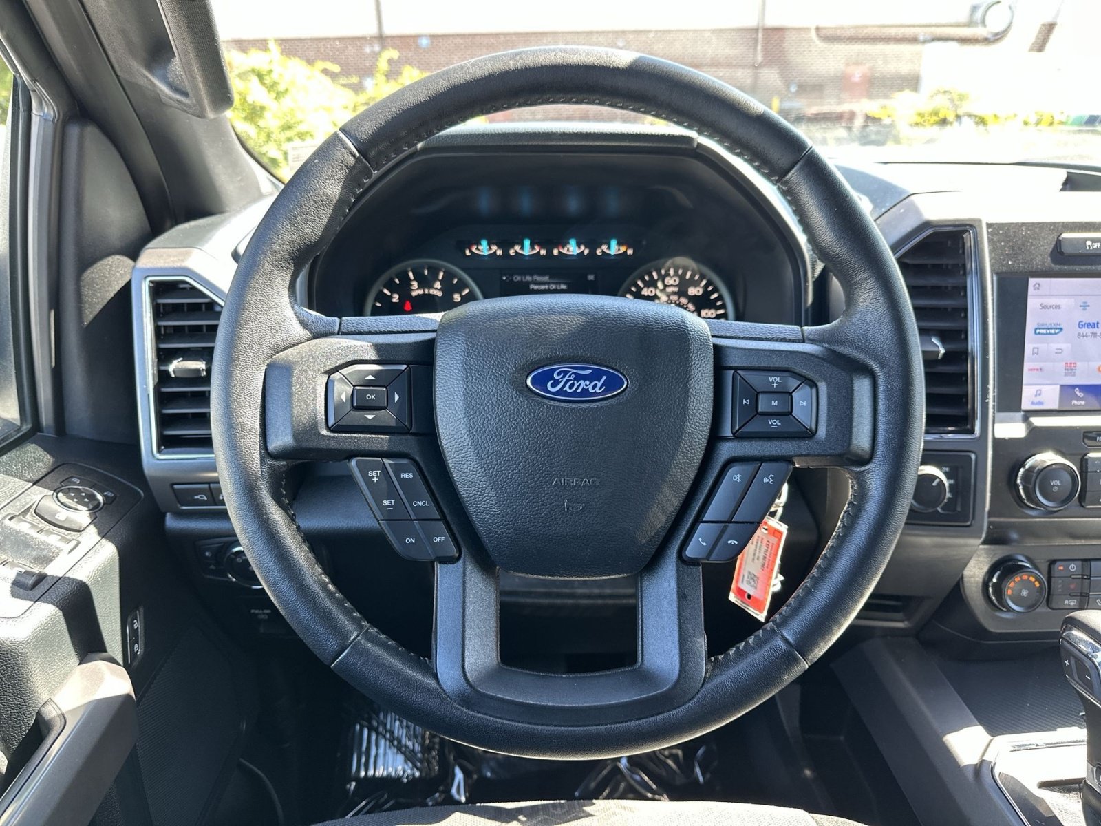 Used 2020 Ford F150 XLT w/ Equipment Group 302A Luxury AWD/4WD image 17