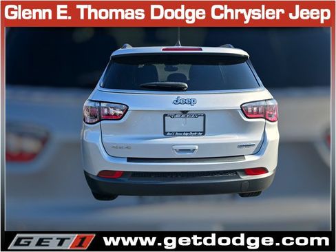 Certified 2024 Jeep Compass Latitude AWD/4WD image 8