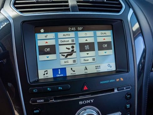 Used 2018 Ford Explorer Platinum AWD/4WD image 21