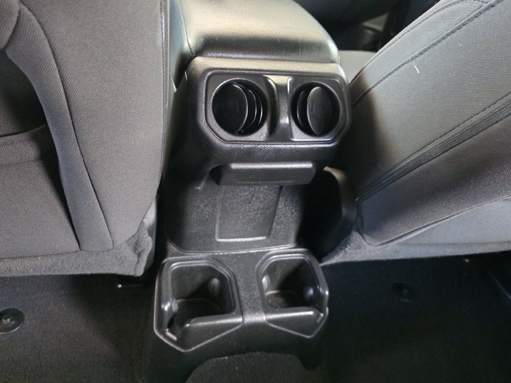 Used 2023 Jeep Wrangler Unlimited Sport AWD/4WD image 11