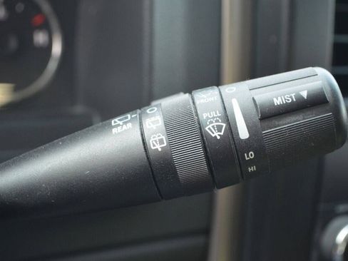 Used 2012 Jeep Liberty Sport image 34