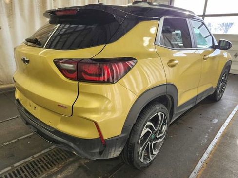 Used 2024 Chevrolet TrailBlazer RS w/ Convenience Package image 3