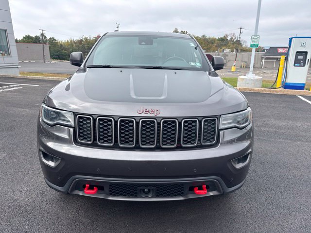 Used 2019 Jeep Grand Cherokee Trailhawk w/ Trailhawk Luxury Group AWD/4WD image 2