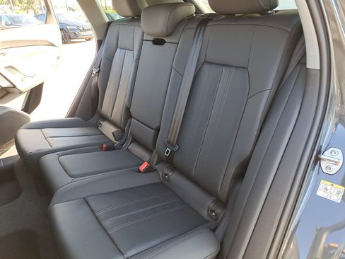 New 2025 Audi Q5 Premium Plus image 14