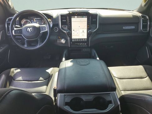 Used 2023 RAM 1500 Laramie AWD/4WD image 11