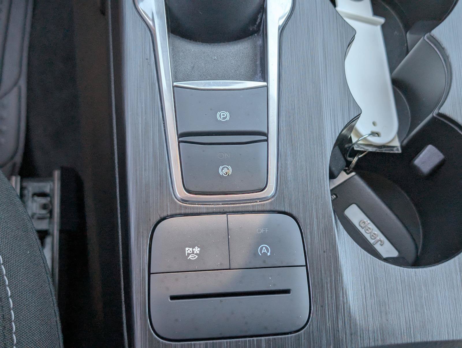 Used 2025 Ford Escape Active AWD/4WD image 54