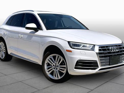 Used 2018 Audi Q5 2.0T Premium Plus w/ Premium Plus Package AWD/4WD image 3