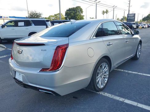 Used 2018 Cadillac XTS Luxury image 6