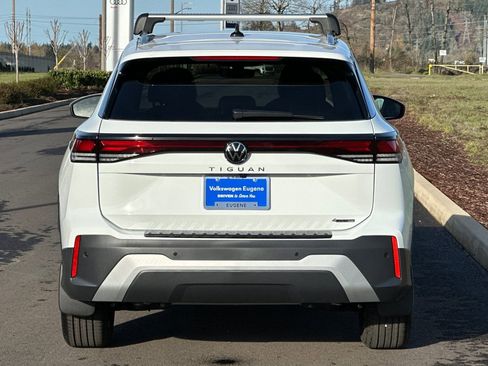 New 2026 Volkswagen Tiguan S AWD/4WD image 4