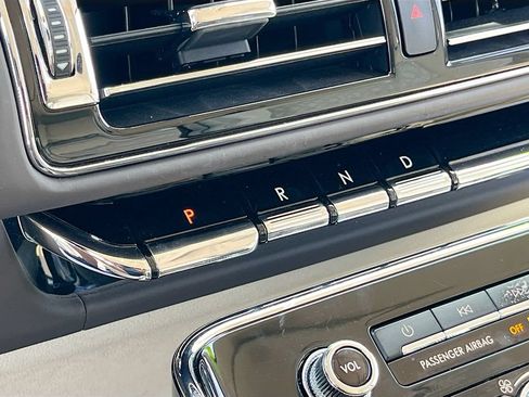 Used 2023 Lincoln Navigator Black Label AWD/4WD image 17