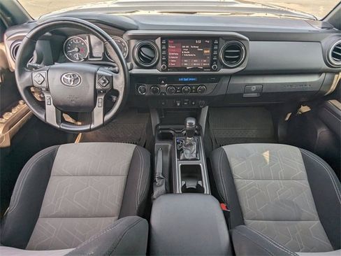 Used 2021 Toyota Tacoma TRD Sport w/ Blackout Package (TMS) image 15