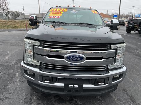 Used 2017 Ford F350 Lariat w/ Chrome Package image 8