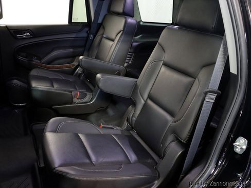 Used 2019 Chevrolet Tahoe LT image 13