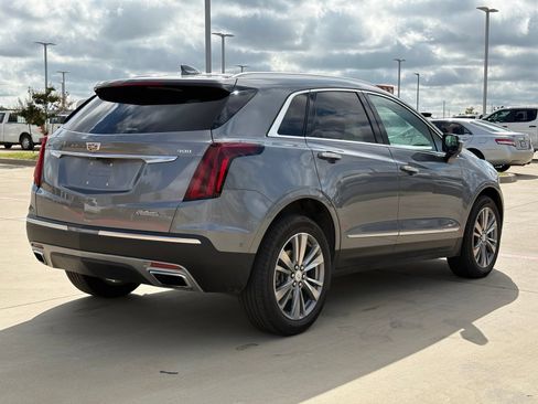 Certified 2022 Cadillac XT5 Premium Luxury w/ Technology Package FWD image 7