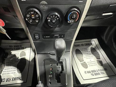 Used 2009 Toyota Corolla S image 17