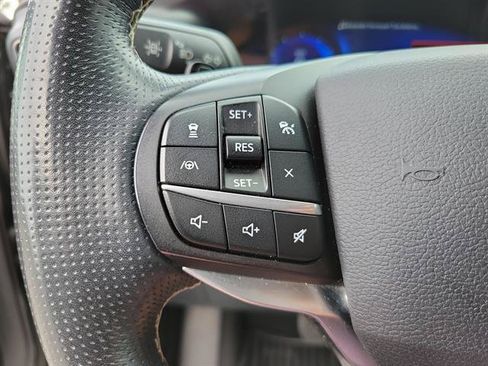 Used 2020 Ford Explorer ST w/ Premium Technology Package AWD/4WD image 18