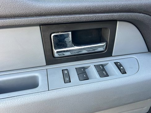 Used 2013 Ford F150 XLT w/ XLT Chrome Pkg AWD/4WD image 8