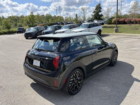 New 2026 MINI Cooper S image 7